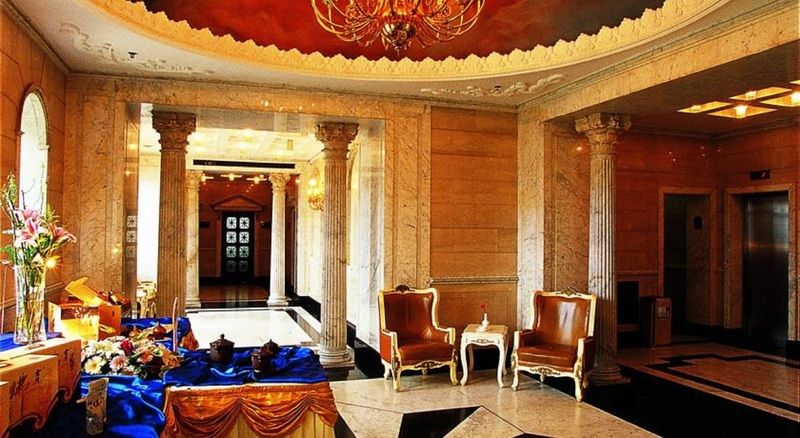 Jin Jiang Pacific Hotel Shanghai Exterior photo