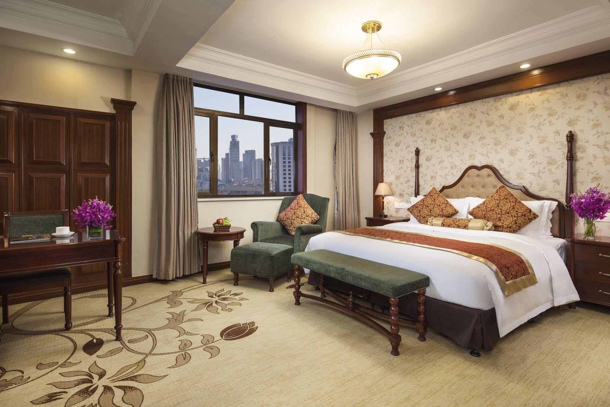 Jin Jiang Pacific Hotel Shanghai Exterior photo